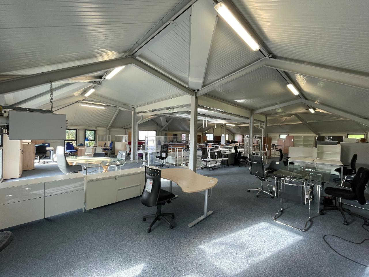 Local d'activité Crespières 737m² Vente local d'activité Crespières Yvelines OVACT2534101 2